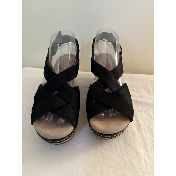 Clarks Womens Sz 9 Sandals Wedge Ultimate Comfort Collection Black Leather - Picture 2 of 10